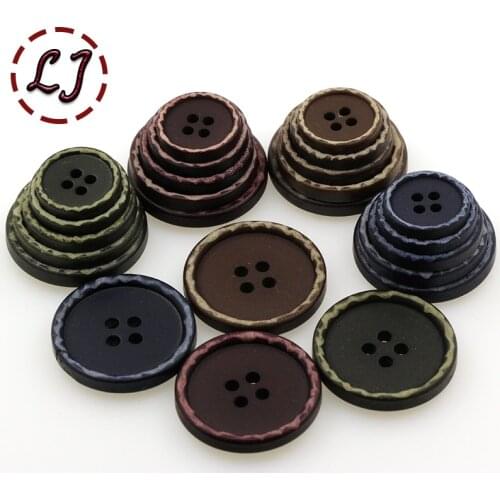 St.Lucas Green Buttons
