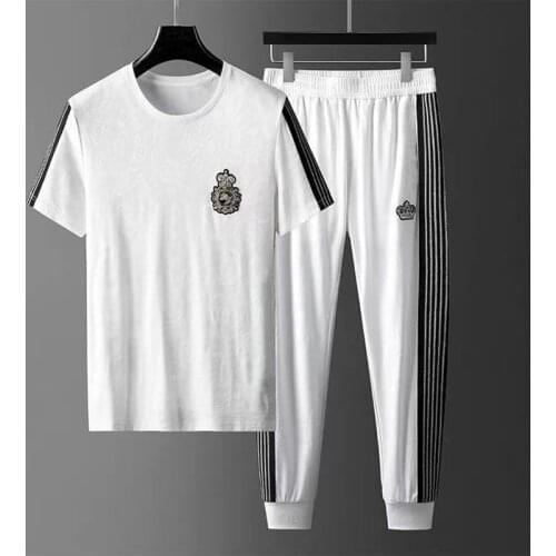 2021 new mens casual sports short-sleeved suit mens summer dark pattern stitching fashion T-shirt trousers two-piece suit