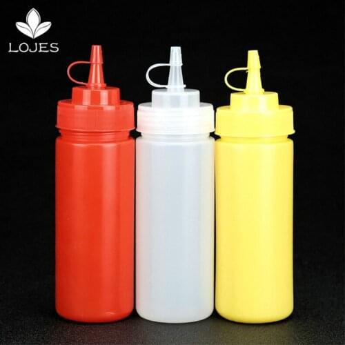 Kitchen Accessories Plastic Squeeze Bottle Dispenser 8oz for Sauce Vinegar Oil Ketchup Cookling tools