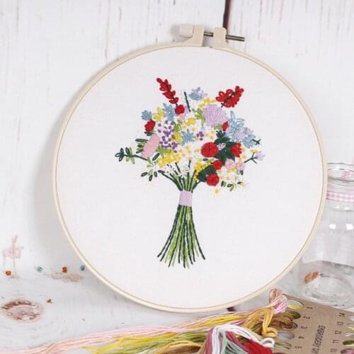 CURCYA Pastoral Flowers Embroidery Kit Bag Needlework Tools Romantic Floral Round DIY Sewing Craft Art Set