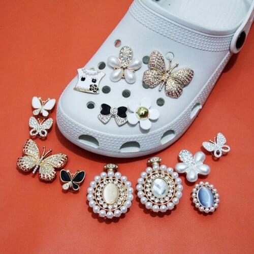 Brand Shoes Charms Designer Gem Croc Bling Rhinestone JIBZ Girl Gift For Clog Decaration Metal Love Butterfly Accessories