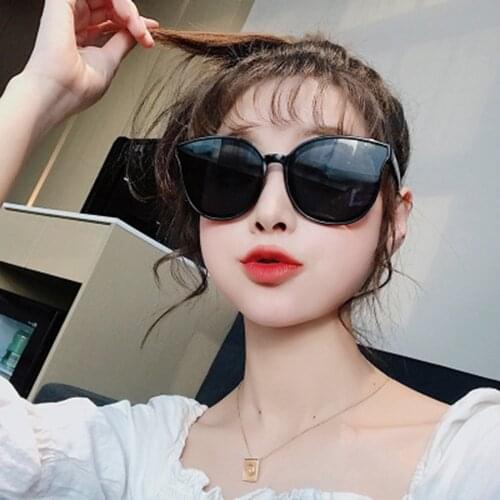 Classic Vintage Women Sunglasses Luxury Brand Design Glasses Female Driving Eyewear Car Accessories Eyewear For Female Women