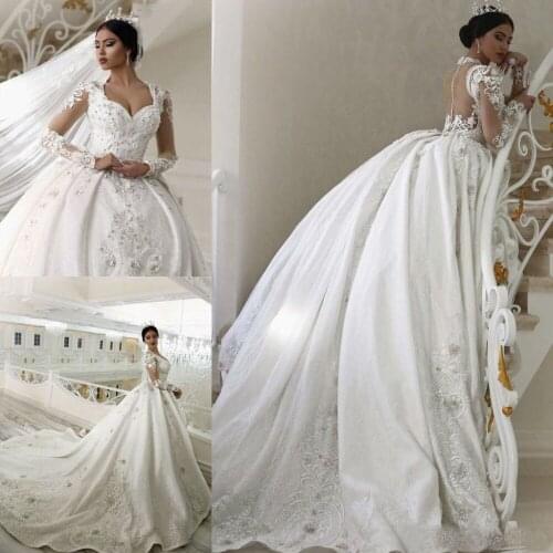 Vintage Long Sleeve Wedding Dress 2019 Plus Size Lace Applique Beaded Court Train Bridal Gowns