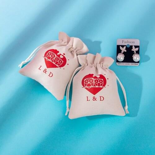 50pcs Suede Jewellry Gift Bags Personalized Logo Jewelry Packaging Beige Chic Drawstring Pouches For Wedding Party Decoration