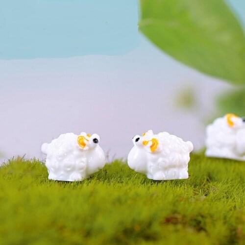 Decorations Miniature Miniatures Fairy Accessories Figures Mushroom Figurine Garden Horse Animal Figure for Home Figurines Resin