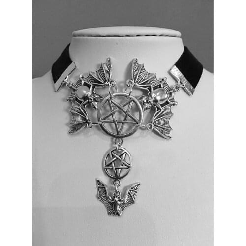 Flying Bat and Inverted Five-pointed Star, Black Velvet Collar Bat Pendant Necklace, Vicat Protection Jewelry for Ladies