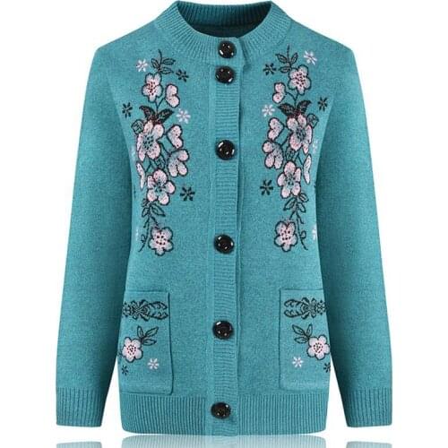 Middle-aged and elderly womens Autumn Winter New Grandma Knit Sweater Cardigan Loose Plus size Long-sleeved Pocket Sweater Coat