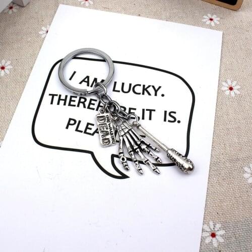 New Fashion Keychain The Walking Dead Pendants DIY Men Jewelry Car Key Chain Ring Holder Souvenir For Gift Stick And Bone Hand
