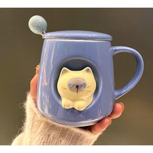 1Pcs New 400mL Cartoon Relief Cat Coffee Mug with Lid and Spoon Creative Personality Kitten Pattern Milk Water Juice Ceramic Cup