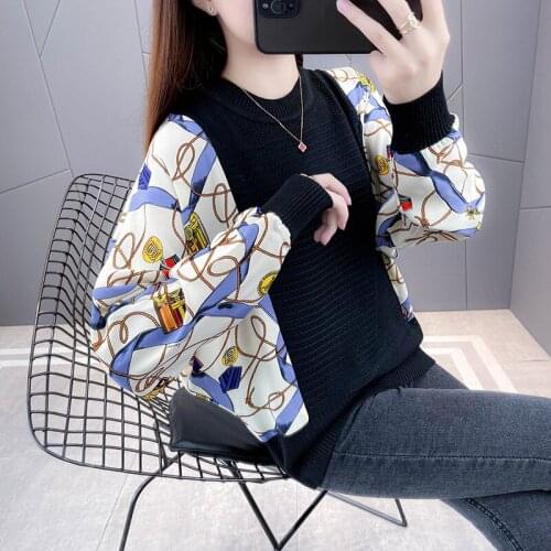 Printing hollow out the bat sleeve knit a female in 2021 the new fall chiffon stitching ms thin sweater loose money