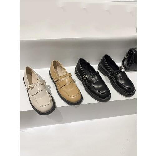 Womens shoes leather shoes 2020 new autumn fashion soft sole low heel casual shoes