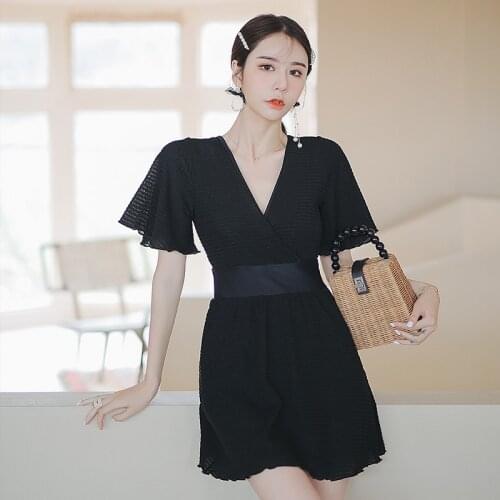 Plus Size Short Sleeve Swimsuit Women One Piece Solid Swimwear V-neck Korean Style Bathing Suit L-4XL Skirts Padded Wire-free