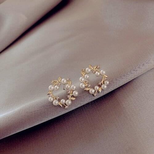 Sweet Geometric Round Simulated Pearl Earrings Fresh Leaf Flower Stud Earrings For Women Rhinestone Earring Boucle D'oreille