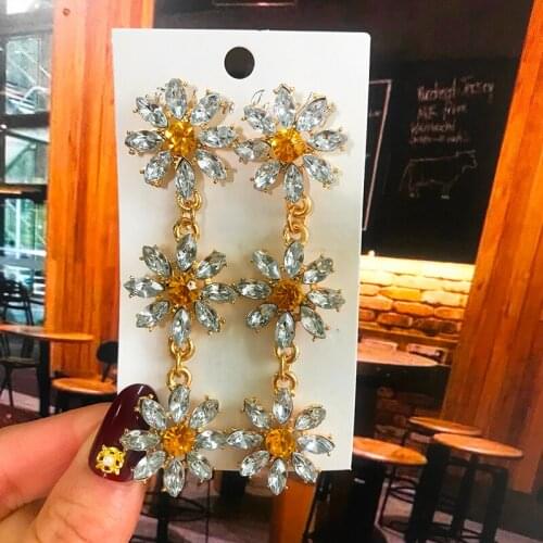 Korean Janpan Crystal Flower Petals Long Earrings For Women Girl Sweet Vintage Drop Earrings Female 2020 Party Dangle Jewelry