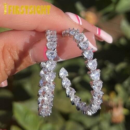 2021 New 30mm Heart CZ Hoop Earring White Pink Cubic Zirconia Paved Geometric Round Circle Pinky Bling Medium Hoop Women Jewelry