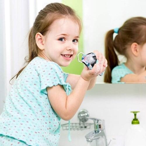 2021 New 12 Styles Hand Sanitizer Keychain Holder Eeusable Bottles Refillable Keychain