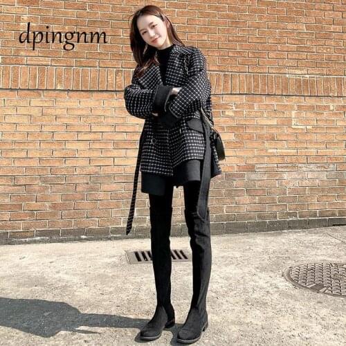 Autumn and winter woolen coat black plaid short woolen coat women woolen coat