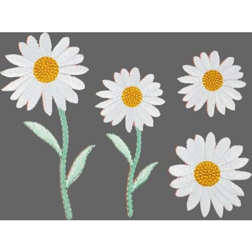 High Quality White Daisies Patches for Clothes DIY Stripes Iron on Sunflower Appliques Flowers Stickers Embroidery Badges