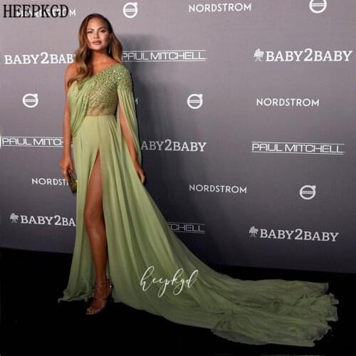 Luxury Crystals Arabic Evening Dress Mint Green One Shoulder Long Sleeve Sexy Celebrity Prom Party Gown With Slit Robe De Soiree