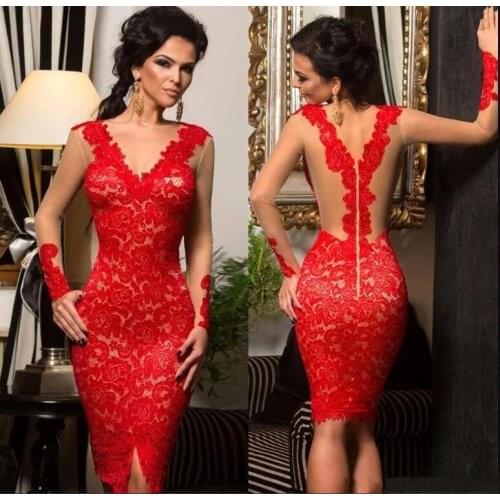 Sexy Knee Length Red Evening Mother Dresses Sheath Illusion Long Sleeves V neck Short Ruched Cocktail Red Carpet Celebrity Dress