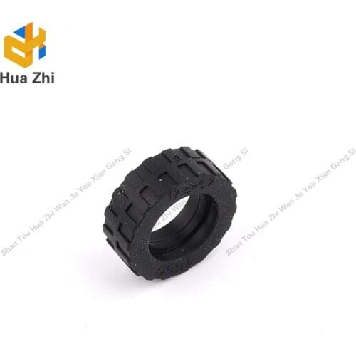 8PCS 51011 Tyre 17.5 x 6 with Shallow Staggered TreadsBuilding Blocks Parts MOC DIY Education Build Toys Brick
