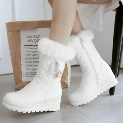 Winter Plush Women Ankle Boots Comforty Flat Snow Boots Round Toe Zipper Ladies Shoes