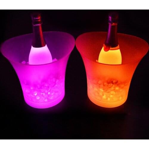 2021 New Hot Sales 5L Colorful LED Glowing Ice Bucket KTV Bars Wine Champagne Beer Cooler Barware