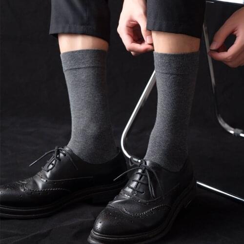 Mens Socks Black White 5 Pairs New Brand Breathable Deodorant Business Dress Long Socks Male High Quality Gifts