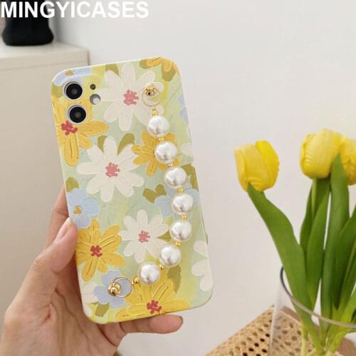 Coque for iPhone 12 11 Pro Max Case TPU+PU Fresh Flower Cases for Iphone 7 8 Plus Xr Xs Max X Cover with Pearl Bracelet Chain