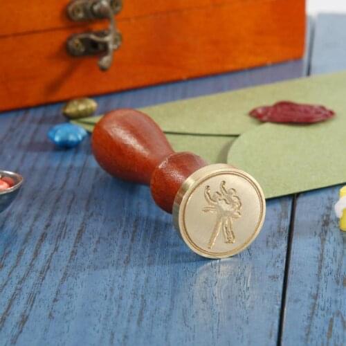 Retro Letter Envelope Wax Seal Stamps Appropriate Size Wooden Handle Sealing Wax DIY Crafts Gifts High-grade Handicraft
