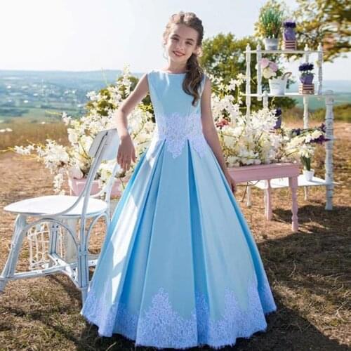 Charming Blue Lace Flower Girls Dresses Sleeveless Littel Girls Jewel Neck Kids Party Gowns Appliqued Kids Formal Wear Bow Belt