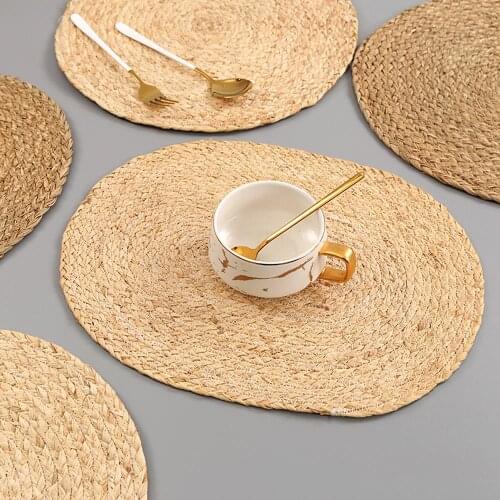 Hot Sale Handmade Weave Non-slip Placemat coaster Corn hull for table dinne Round Insulation pads Table Mats Pads Home Decor