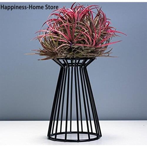 15CM Modern Style Iron Art Tabletop Metal Air Plant Holders Stands Succulents Plant Containers Flower Racks Home office decor
