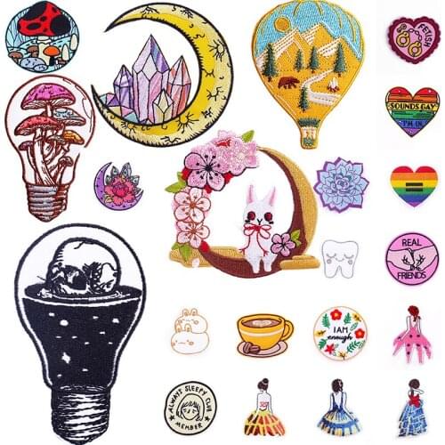 Flowers Parches Embroidery Patches For Clothes Iron On Heart Portrait Patches For Clothing DIY Stripes Badge Decorative Stickers