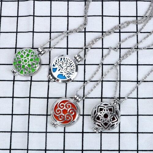 Rear View Hanging Pendant Auto Rearview Mirror Perfume Aroma Diffuser Car Air Freshener Antique Vintage for Essential Oil