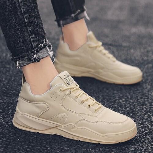2020 Mens sneakers Breathable running sport shoes outdoor men sneakers shoes light weight Rubber sole lace-up