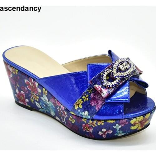 New Fashion Luxury Shoes Women Designers Shoes Woman High Heel Italian Women Wedding Shoes Decorated with Rhinestone Woman Shoes