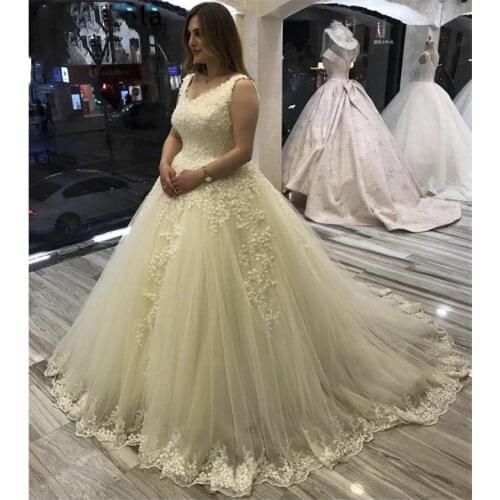 Elegant Ivory Lace Appliques Ball Gown Wedding Dresses 2020 V Neck Lace Up A Line Wedding Gowns Bride Dresses vestido de noiva