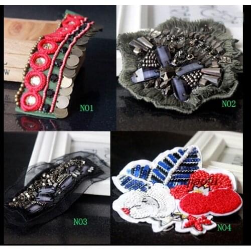 Korean version of the personalized embroidery fabric brooch European and American style badge pin brooch dress with accessories
