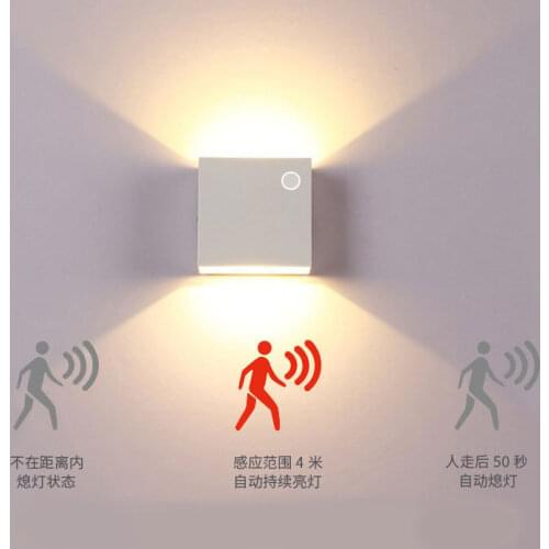 Motion Sensor Wall Sconce Battery Operated Wireless Night Light Auto Wall Lamp for Bedroom Hallway Cabinet Kitchen Closet WJ914