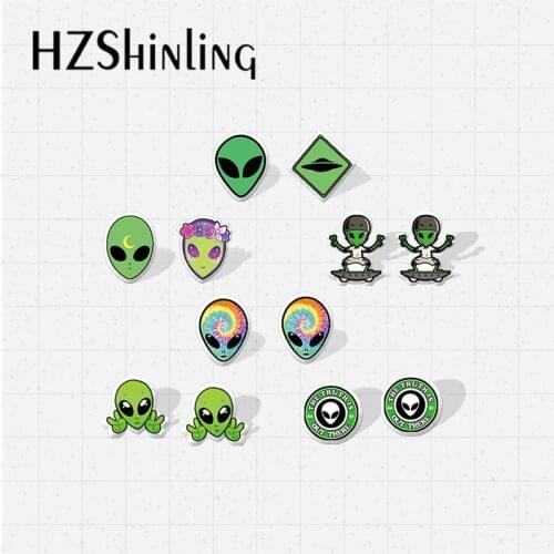 New Arrival Kawaii Aliens UFO Cartoon Epoxy Acrylic Resin Stud Earrings Alien Cute Stud Earrings Handmade Gifts