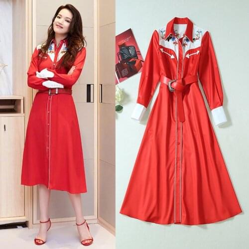 Star with fashion New color long dress in the temperament of cultivate morality