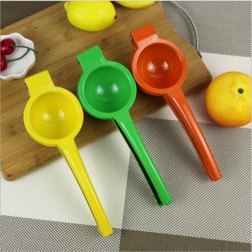 Portable Mini Manual Juicer Machine Mini Fruit Squeezer Extractor Lemon Orange Pressing Juice Maker