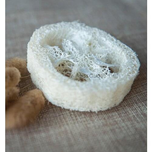 2cm thick3.5-5.5CM wide 500pcs/lotNatural Loofah Luffa Loofa Slices DIY soap tools,cleanner,sponge scrubber,facial soap holder