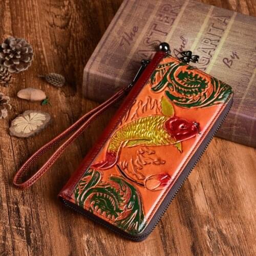 Retro Animal Hand Wallet Retro Embossed Genuine Leather Women Clutch Wallets Card Holder 2021 summer Leisure Cowhide Phone Purse