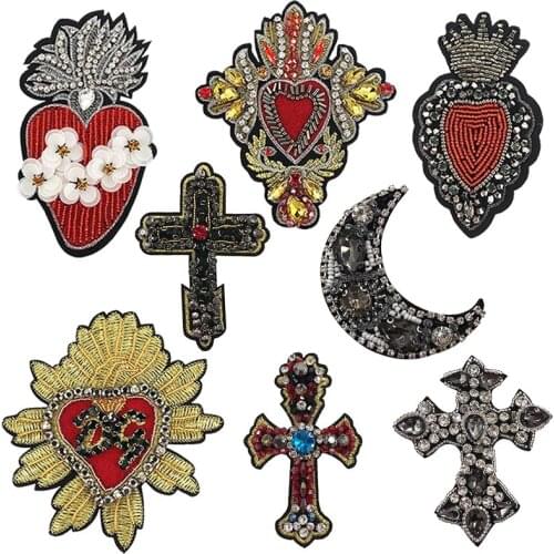 Fashion Beads Embroidered Cross Moon Patches for Clothes Sew on Rhinestones Parches Carrot Heart-Shaped Decoration Badges Parche