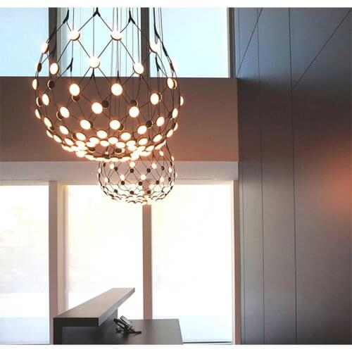 Nordic Post-modern Creative Black and White Go Chandeliers Restaurant Villa Hotel Project Lobby LED Art Decoration Chandeliers