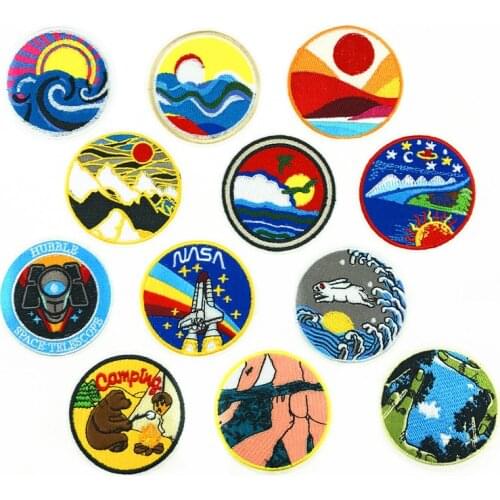 50pcs/Lot Embroidery Patches Letters Clothing Decoration Accessories Weird Stuff Round Diy Iron Heat Transfer Applique