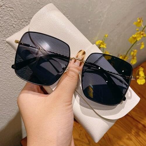 2021 Oversized Square Sunglasses Women Men Fashion Gradient Lenses Sun Glasses Ladies Retro Metal Frame Driving Eyeglasses UV400