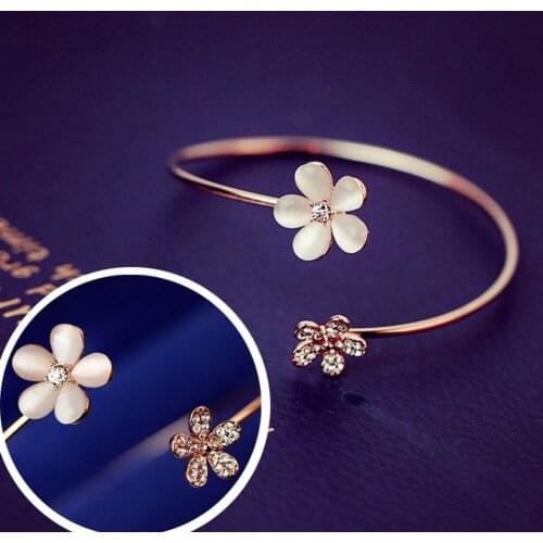 Inner Dia 7cm Opal Rhinestones Inlaid Flower Ajustable Woman Bangle Charming Jewelry